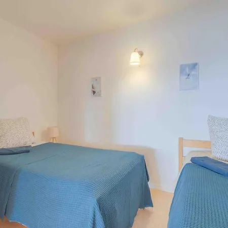 Boreal 4 Pax Bord De Mer * Saint-Raphael (Var)